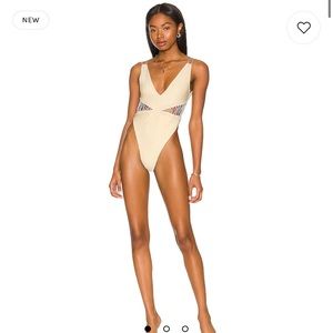 🆕 Camila Coelho Caprice One Piece